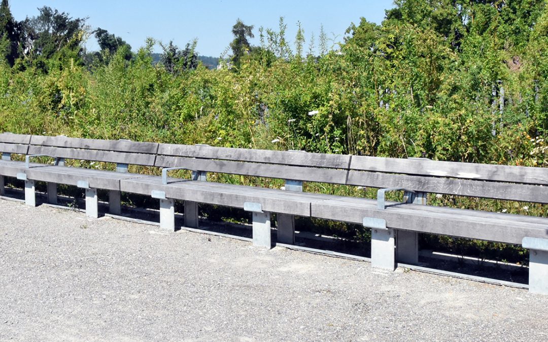 Ueberlandpark Schwamendingen: Velopa SA fournit du mobilier urbain