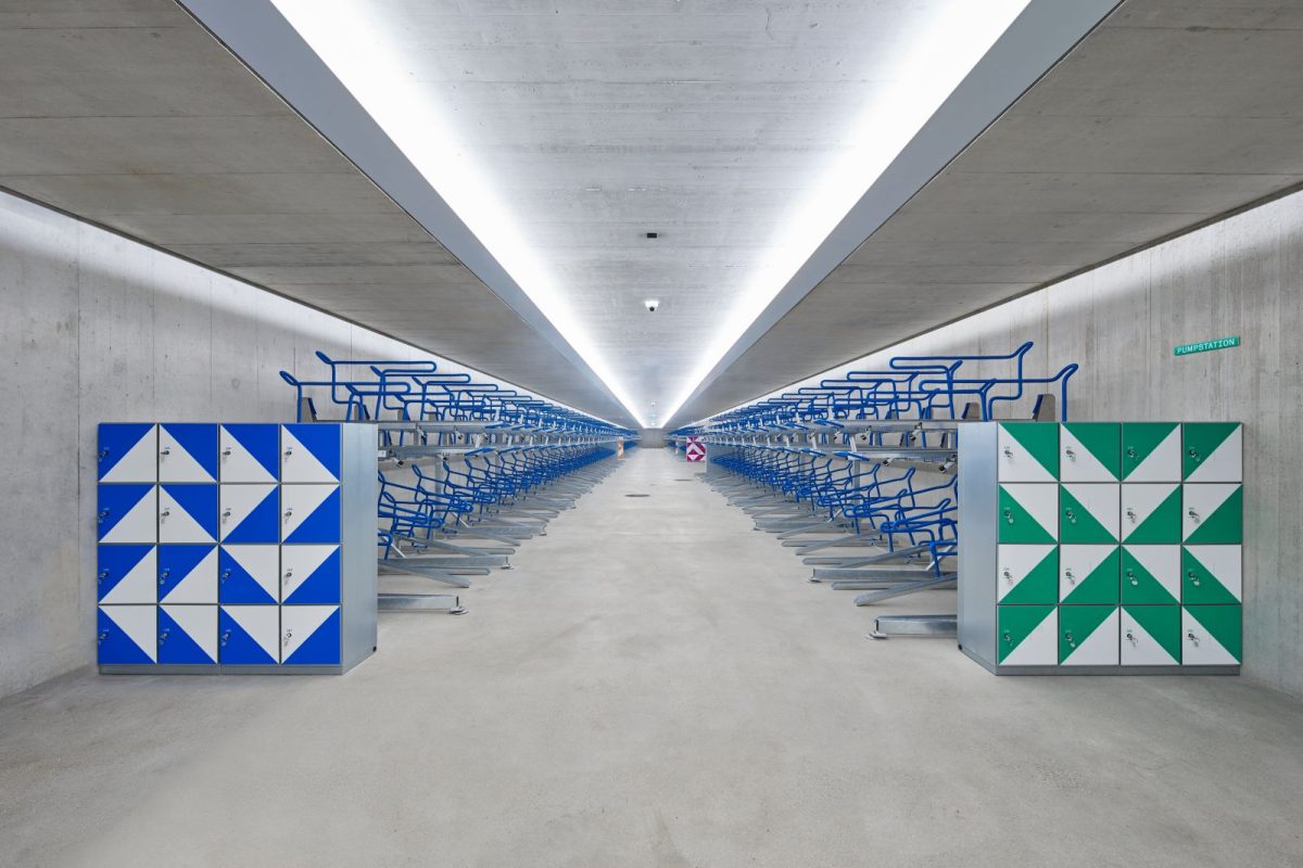 Velopa schafft Platz. Velostation mit Veloparkiersystem symbolisiert Veloinfrastruktur